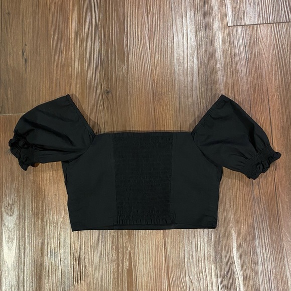 Aritzia TNA Black Top - Picture 2 of 3